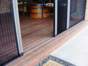 wheelchair friendly retractable fly screens